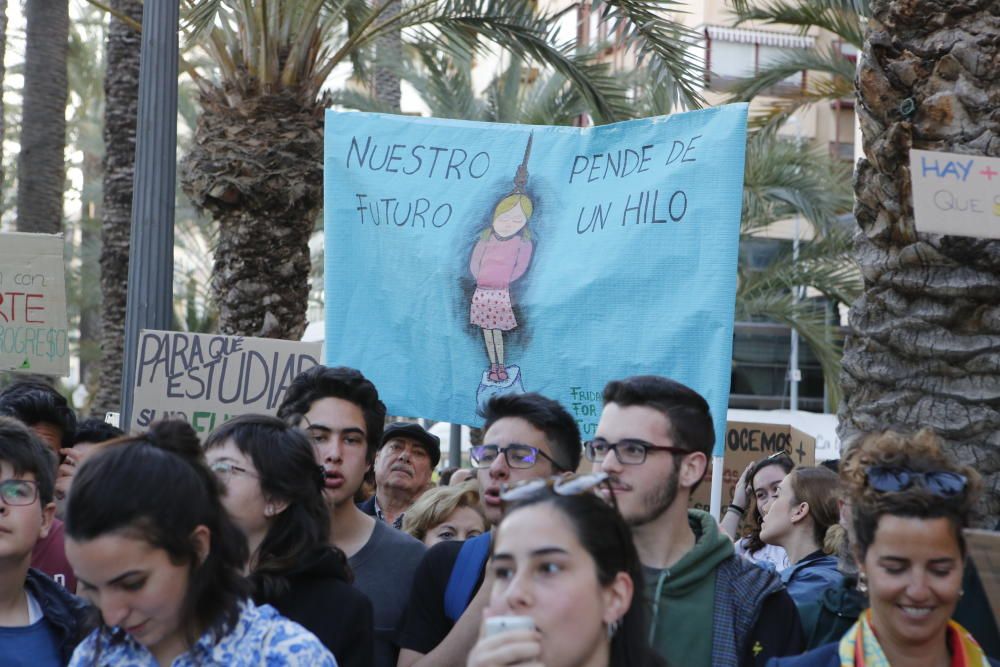 Clamor joven en Alicante contra el cambio climático