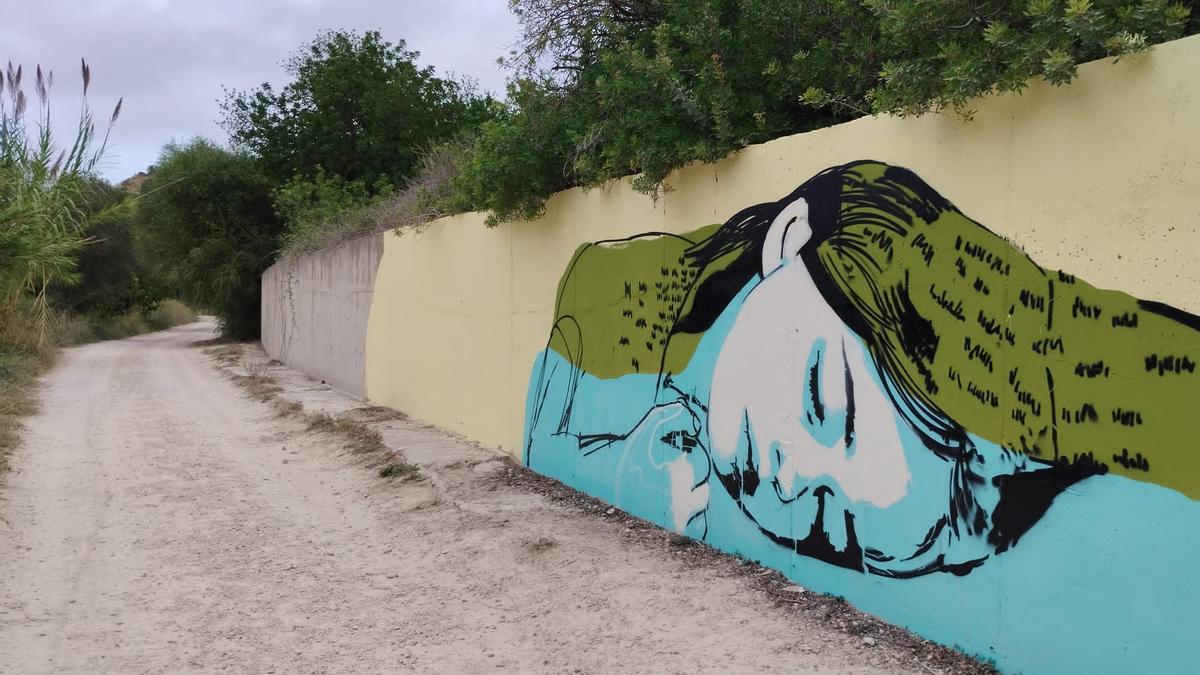 Nuevo mural pintado en el recorrido del nuevo itinerario de la Marjal Pego-Oliva.