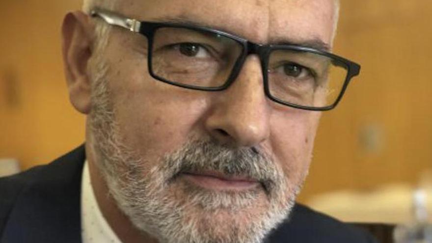 El óptico optometrista Eduardo Eiroa. |  LOC