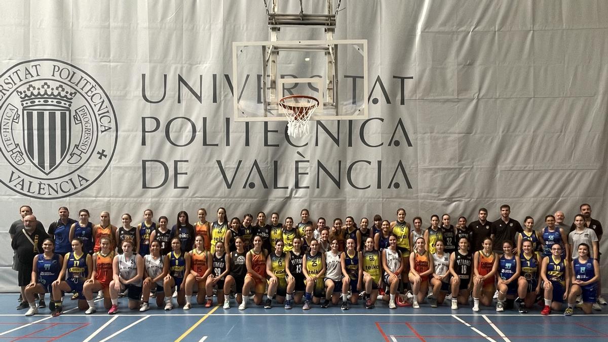 Equipos Baloncesto participantes en el  I Torneo de Deporte Femenino Nosotras Deportistas - UPV.