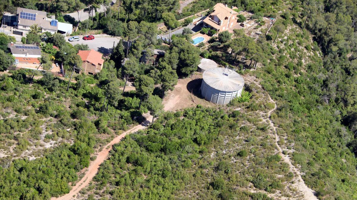 Un dipòsit d'aigua i camins finançats per la Diputació de Barcelona