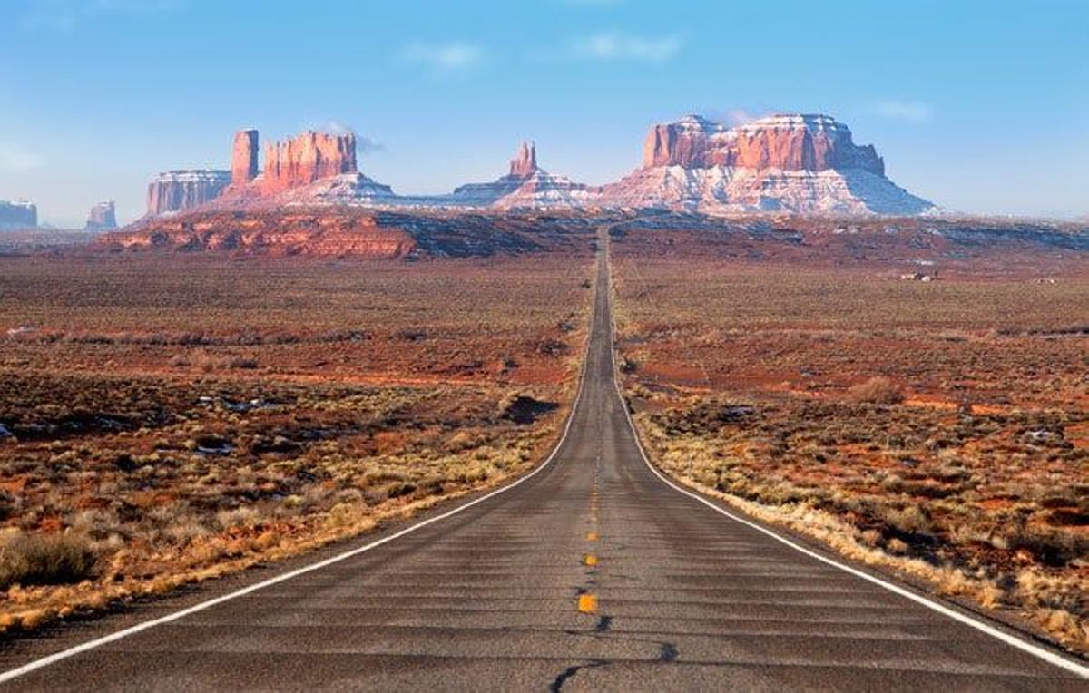 U.S. Route 163 lleva a Monument Valley