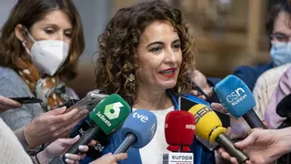 Hacienda trabaja en una rebaja fiscal para los carburantes