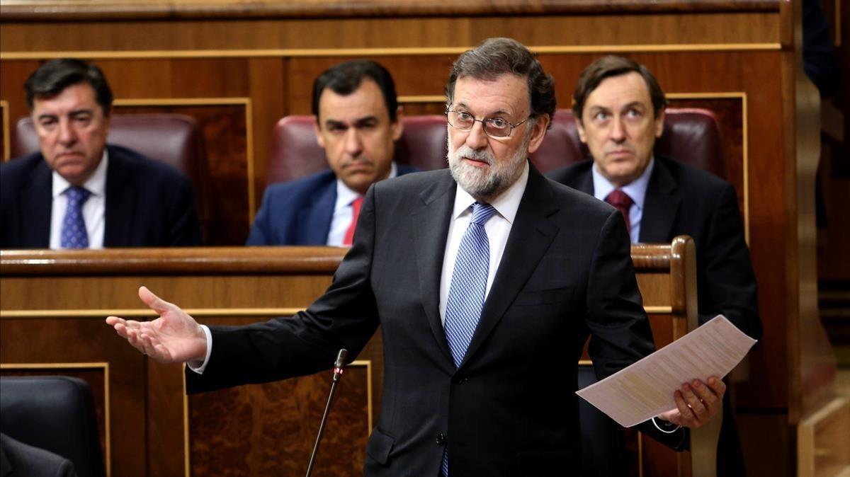 El presidente Rajoy, durante una sesión de control en el Congreso.