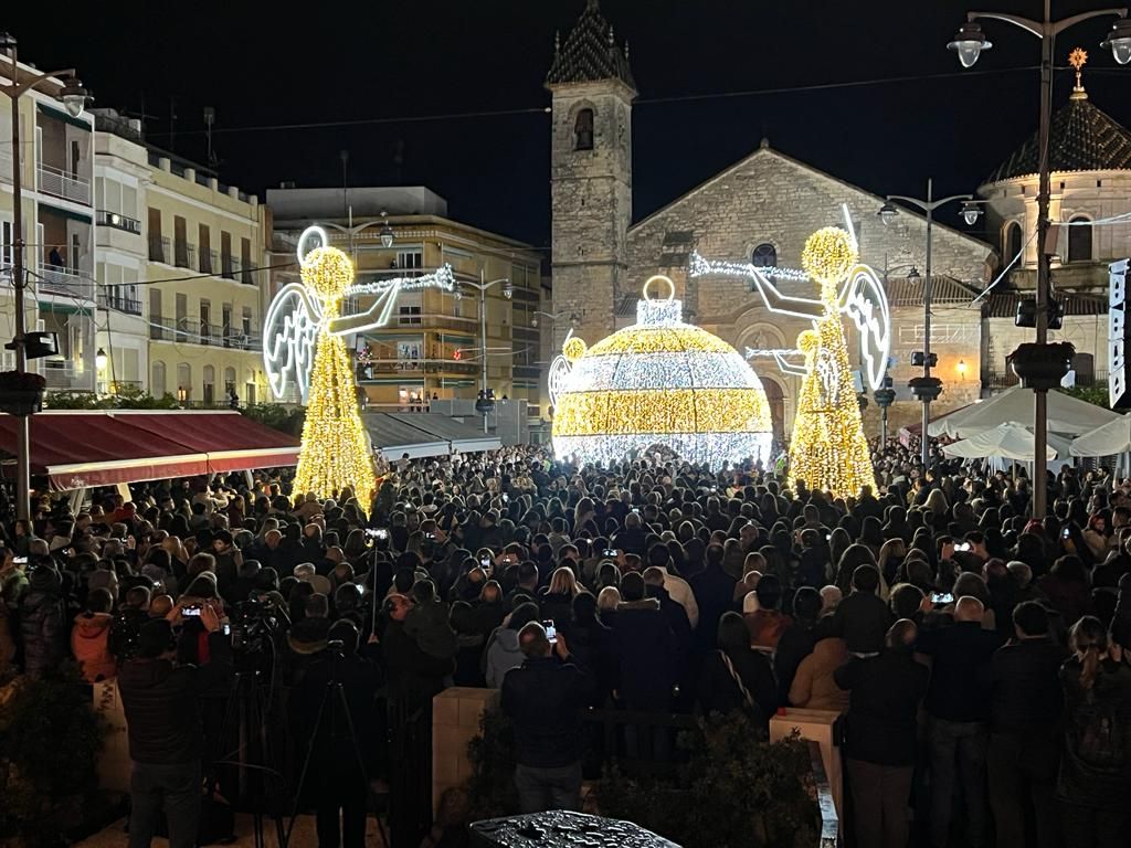 Llegó la luz de la Navidad a los pueblos de Córdoba