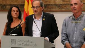 Quim Torra comparece en el Palau de la Generalitat junto a los miembros del Consell assessor per a l’impuls del Fòrum Cívic i Social pel Debat Constituent, que preside Lluís Llach.