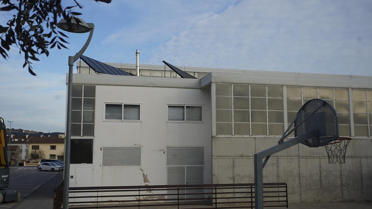 El pavelló municipal de Sant Julià, on s'instal·laran plaques solars.
