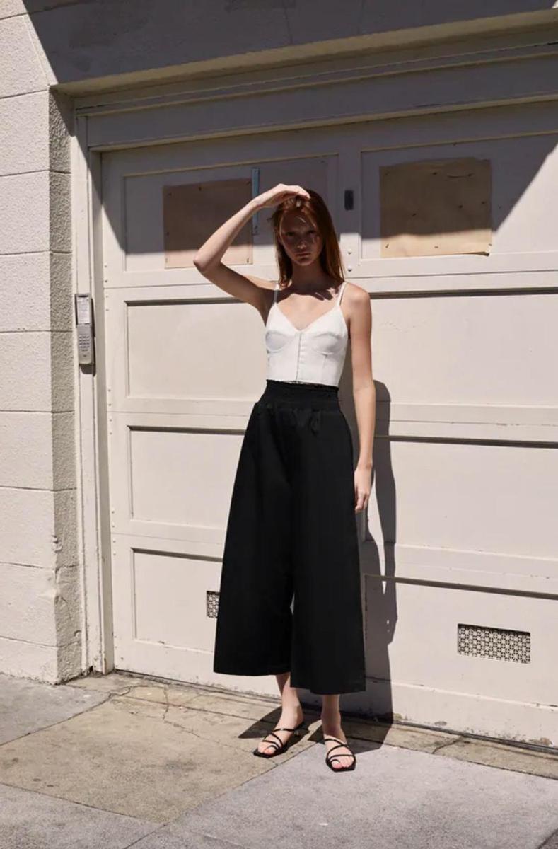 Pantalón culotte de las novedades de Zara