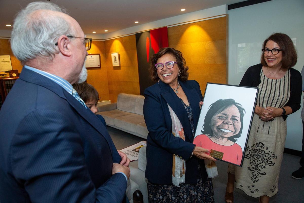 Adonina Tardón, primera catedrática de Medicina Preventiva de la Universidad de Oviedo, "Asturiana del mes"