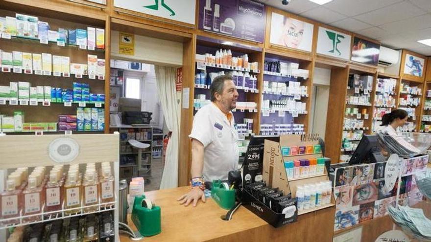 Aventura comprando aspirinas