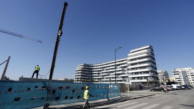 Viviendas en construcción en Málaga capital. | L. O.