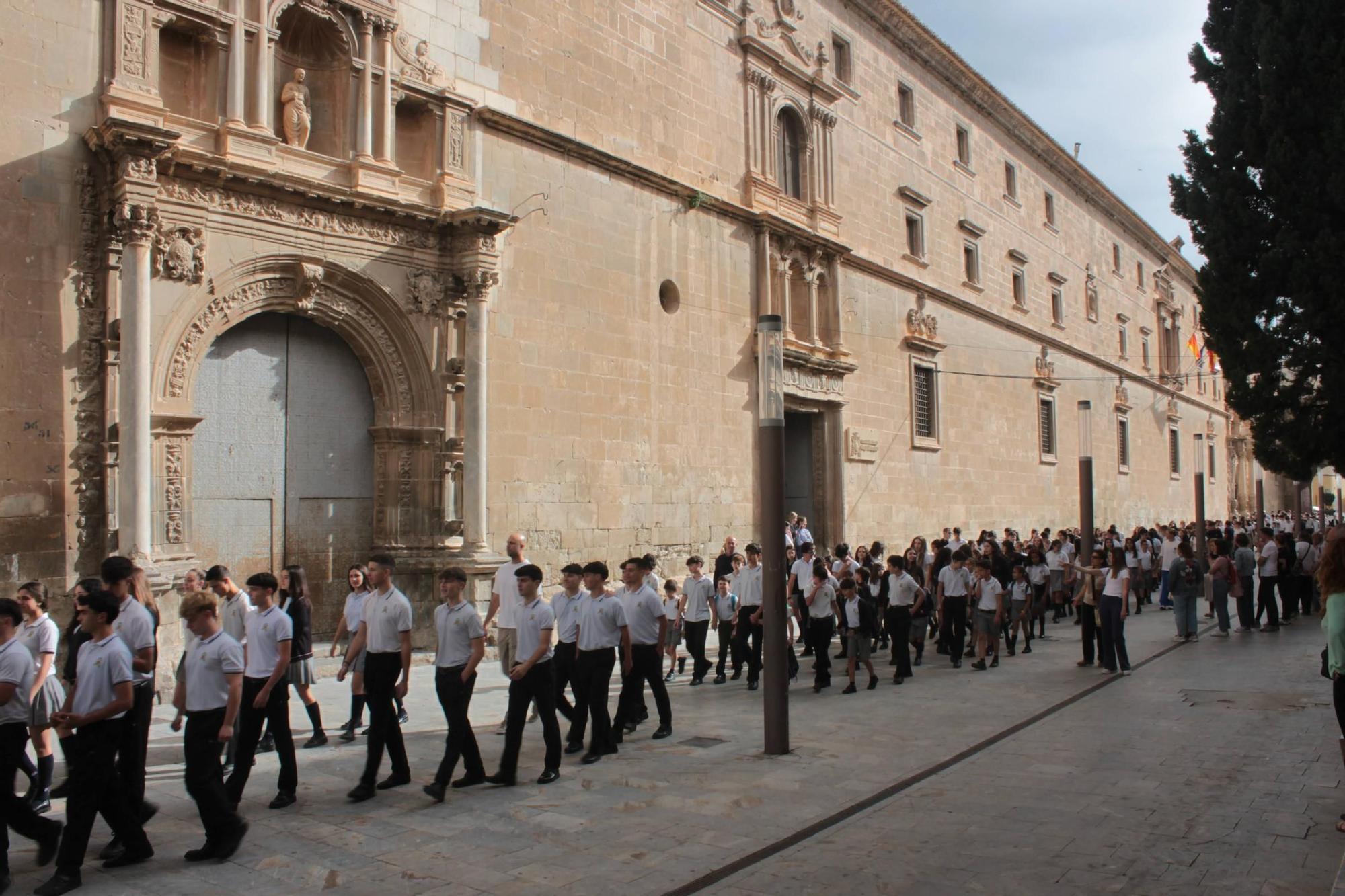 Romería desde el Colegio Santo Domingo de Orihuela al Santuario de Nuestra Señora de Monserrate