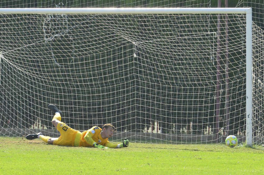 Empate sin goles en el derbi de filiales entre Ilicitano y Hércules.