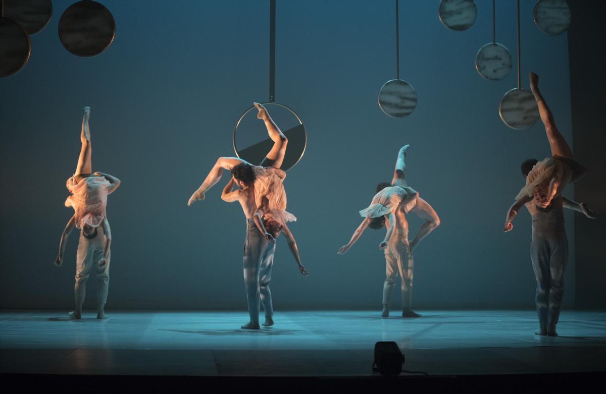 La compañía de danza LaMov acercará su espectáculo ‘Tempus fugit’ / LAMOV LAMOV