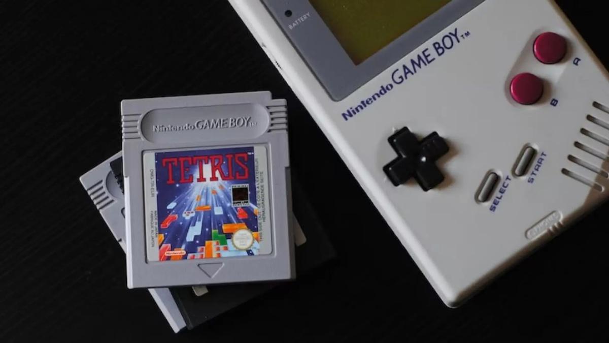 En Invade Gamers podrás encontrar consolas como la Game Boy.