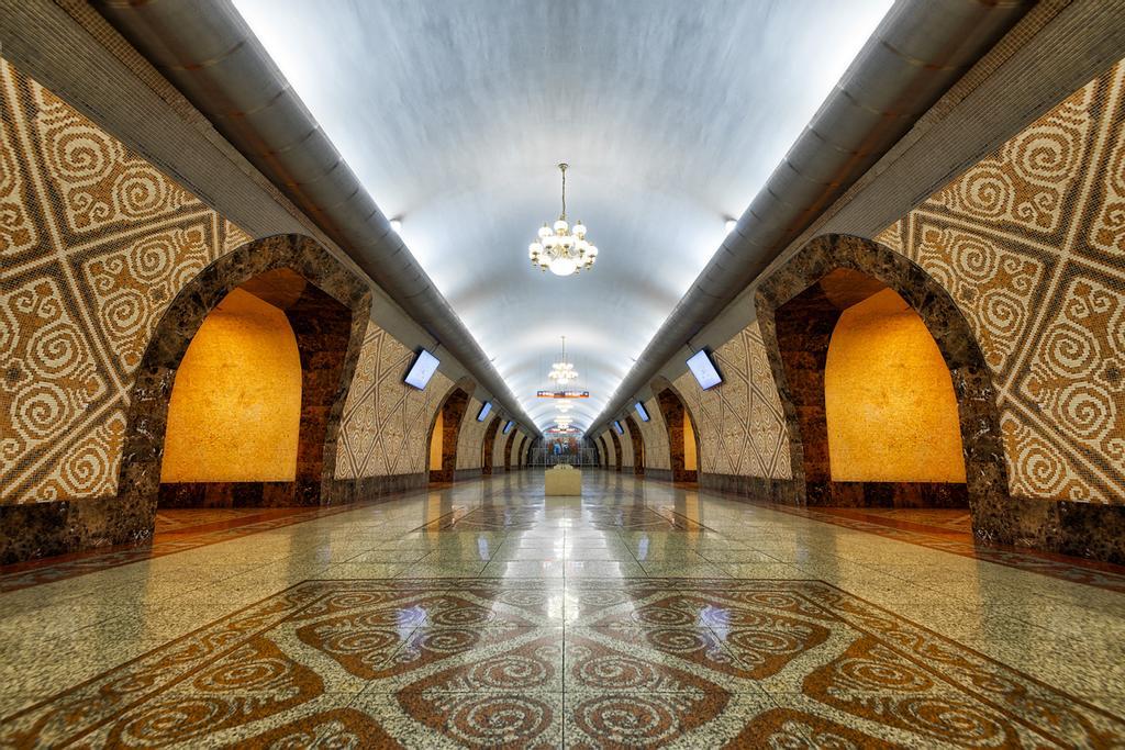 Estación Raiymbek Batyr de Almatý