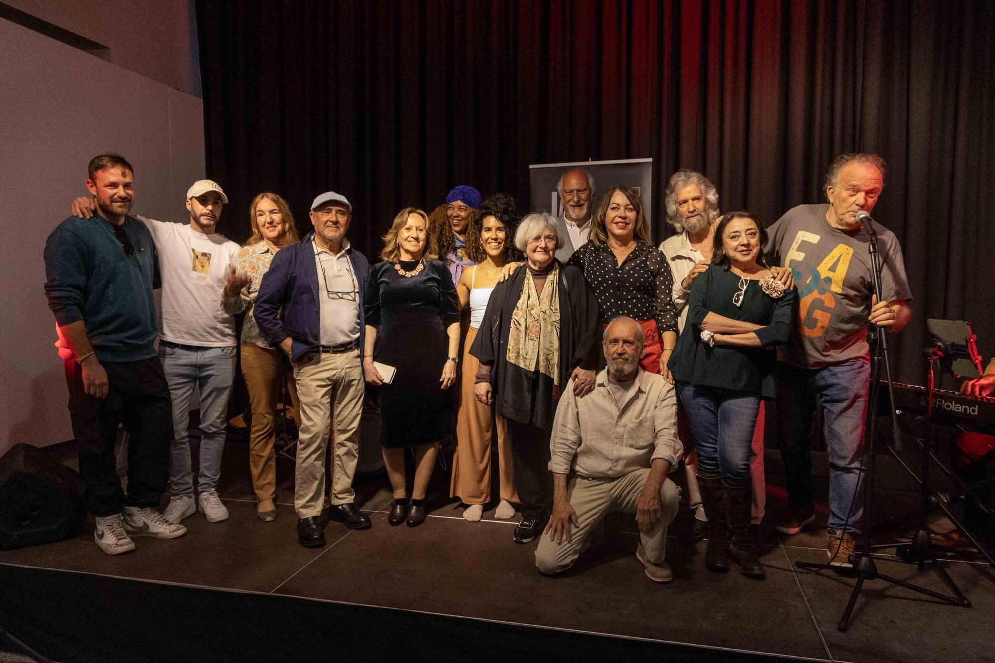 La exposición colectiva de pintura JAZZART y el concierto de JAZZ MEETING QUARTER con CARLA VALLET llena el Centro Municipal de las Artes y anuncia el inicio del Día Internacional del Jazz en Alicante