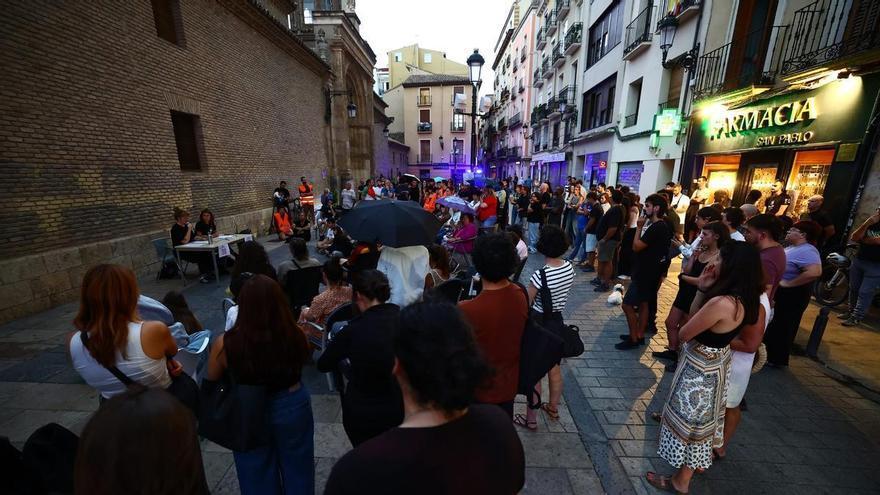 El Sindicato de Inquilinas llama a la movilización en Zaragoza tras el desahucio de Maricarmen: "Habría que acampar en el Pilar"