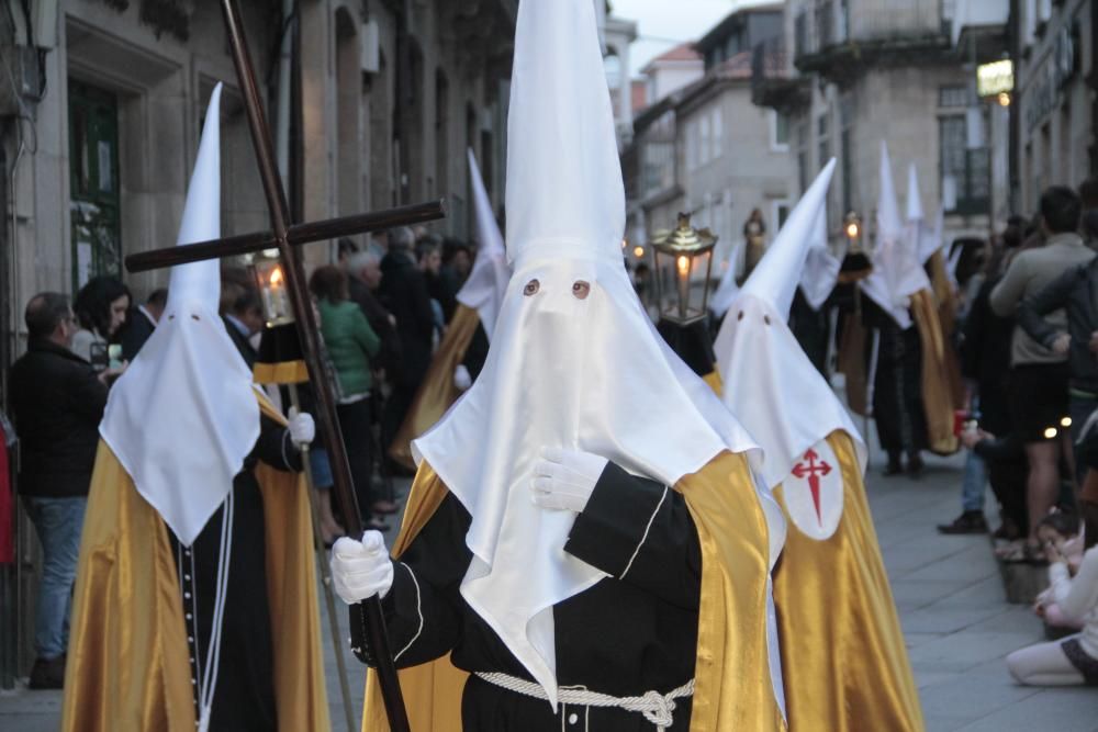 Semana Santa en Pontevedra | El Silencio arropa al Nazareno