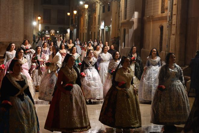 Todas las fotos de la Ofrenda del 18 de marzo por la calle San Vicente entre las 19:00 y las 20:00 horas