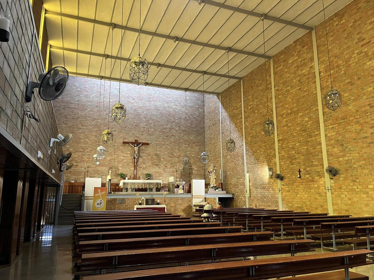 Visita a la iglesia y convento de Stella Maris, en la Alameda Principal