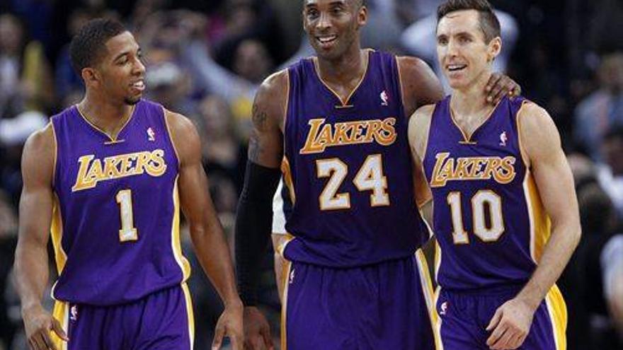 Los Lakers consiguen su cuarta victoria consecutiva ante los Warriors