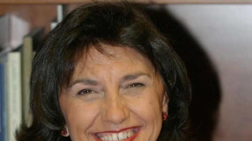Emelina Fernández.