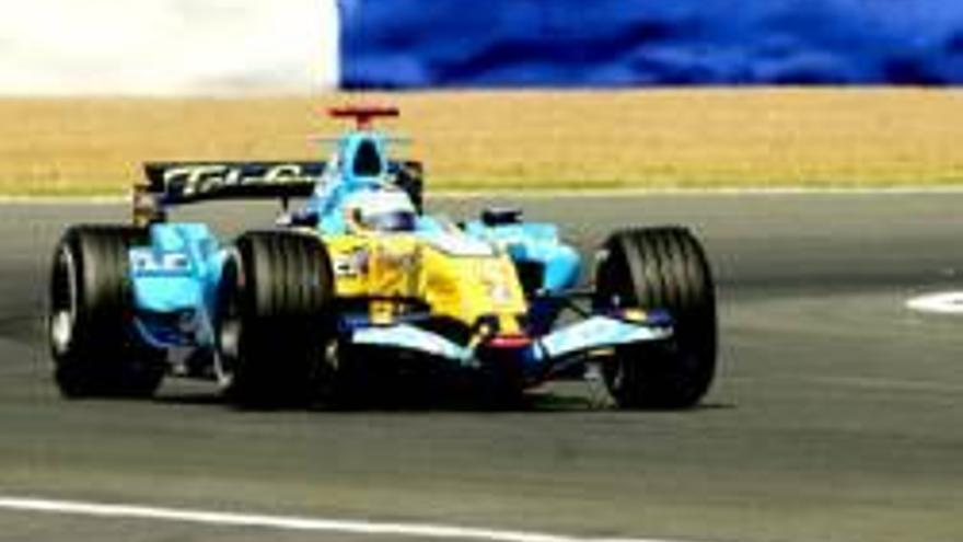 Alonso, por delantede Schumacher en los entrenamientos libres