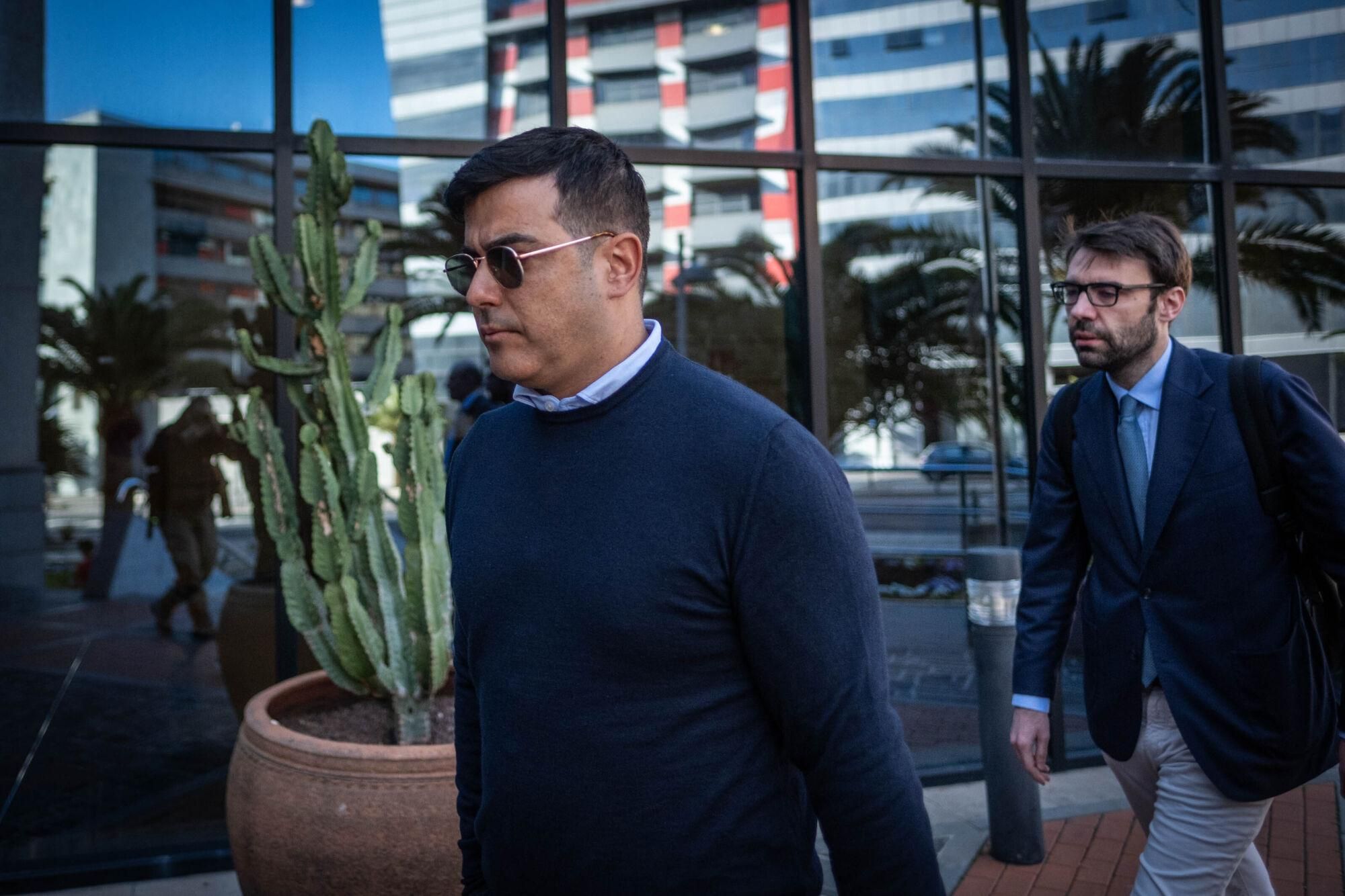 Rayco García, this Friday, in the courts of Santa Cruz de Tenerife