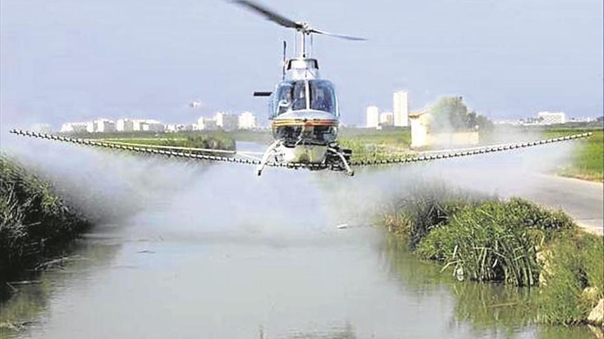 Fumigarán con helicóptero el Prat contra los mosquitos