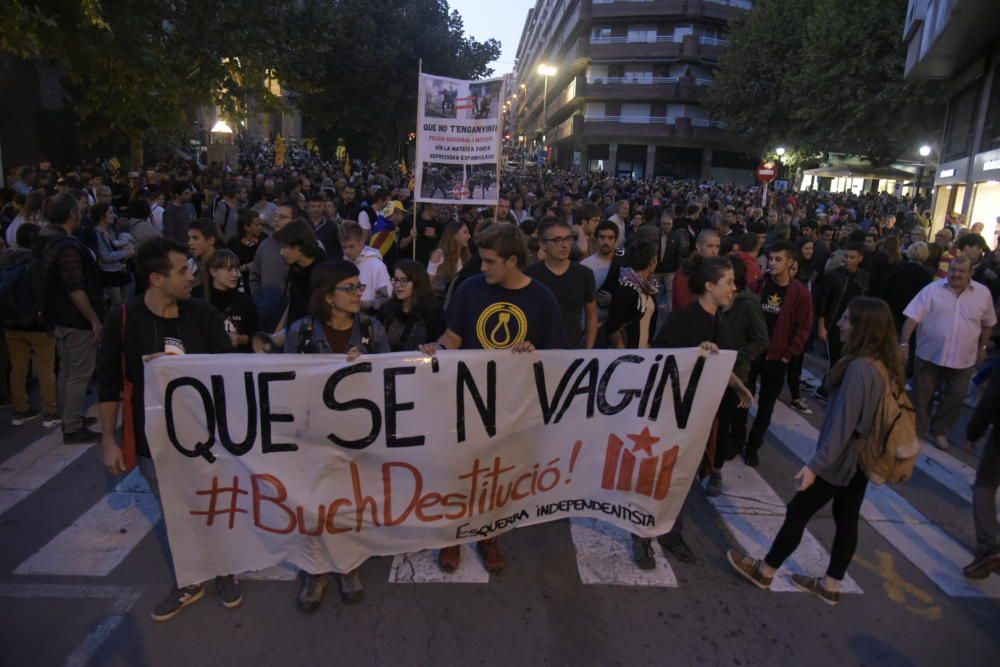 5.000 persones es manifesten a Manresa per protestar contra la repressió policial