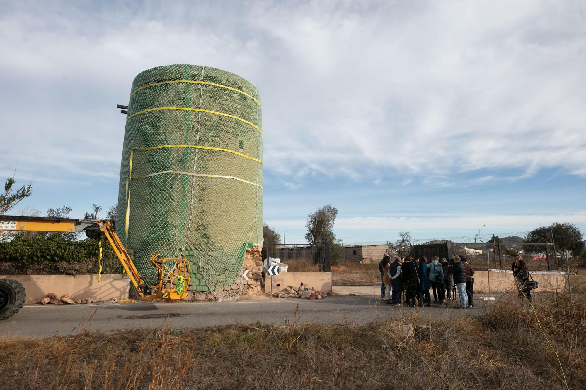 Mira aquí las imágenes de la restauración de la Torre de sa Blanca Dona