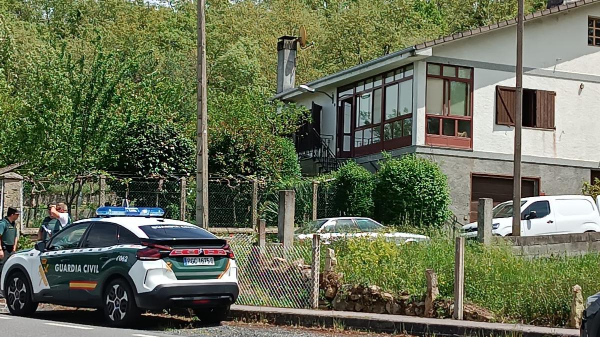 Casa de Taboadela donde hallaron a tres personas fallecidas tras el apagón.
