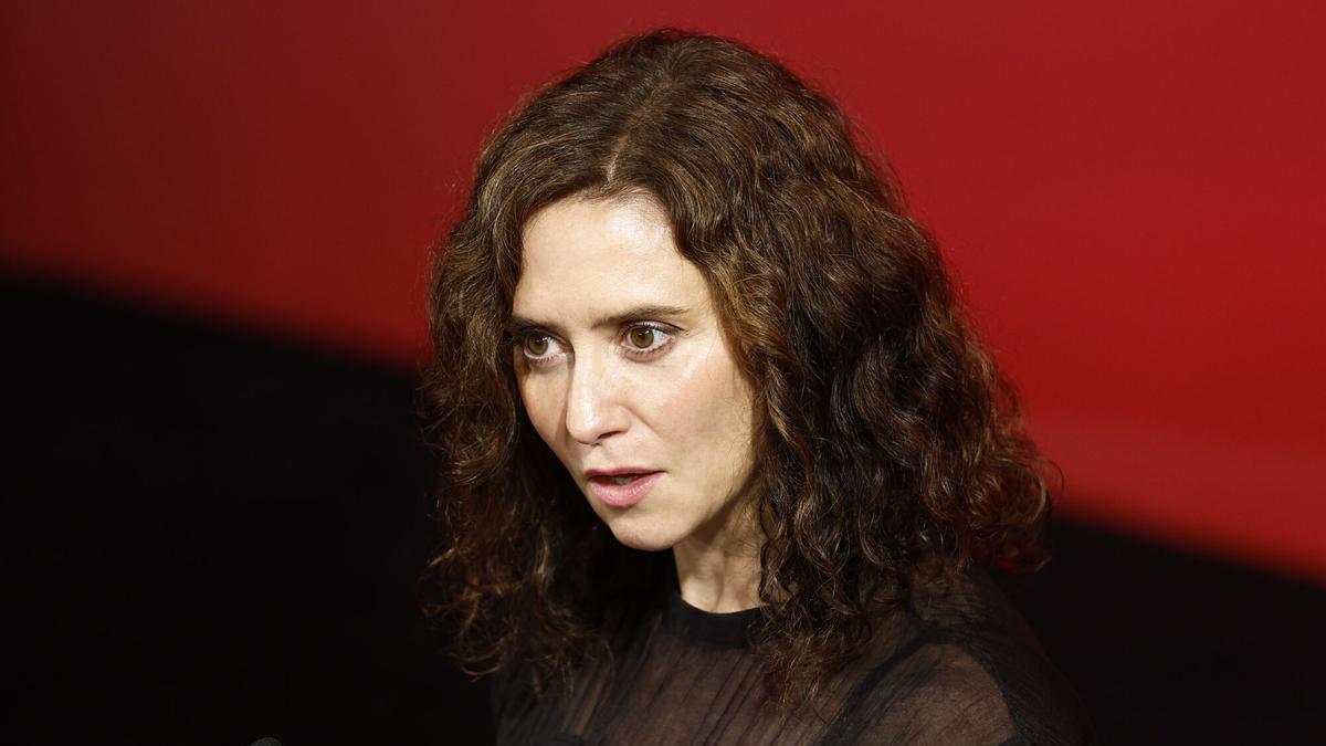 Ayuso ático | La presidenta de la Comunidad de Madrid estuvo en el piso de Chamberí que compró la Comunidad de Madrid