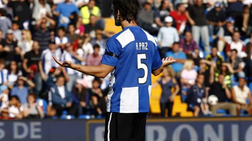 Abraham Paz, durante un encuentro de la presente temporada en el Rico Pérez.