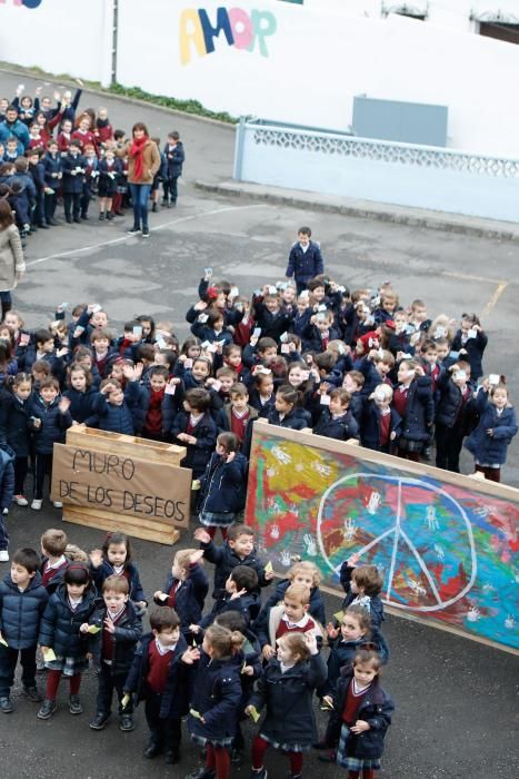 Día de la paz en el colegio de las dominicas en Gijón