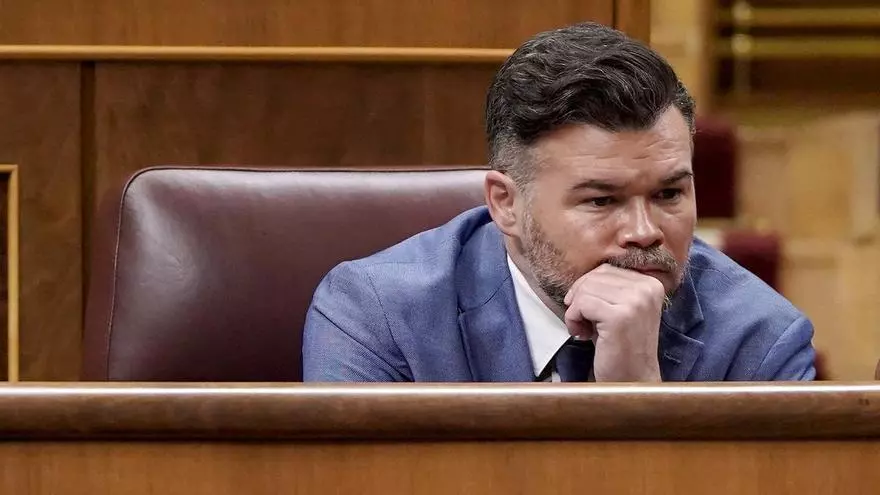 Rufián: "Conviene que las izquierdas se pregunten por qué solo hay dos derechas y, en cada provincia, catorce izquierdas"