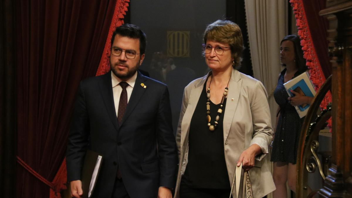 El president de la Generalitat, Pere Aragonès, i la consellera d'Educació, Anna Simó