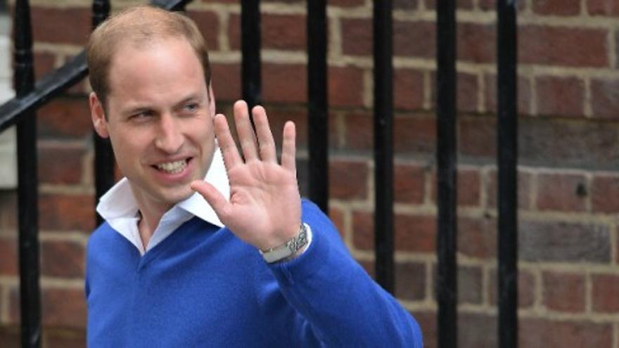 Los Duques de Cambridge dan la bienvenida a su nueva hija