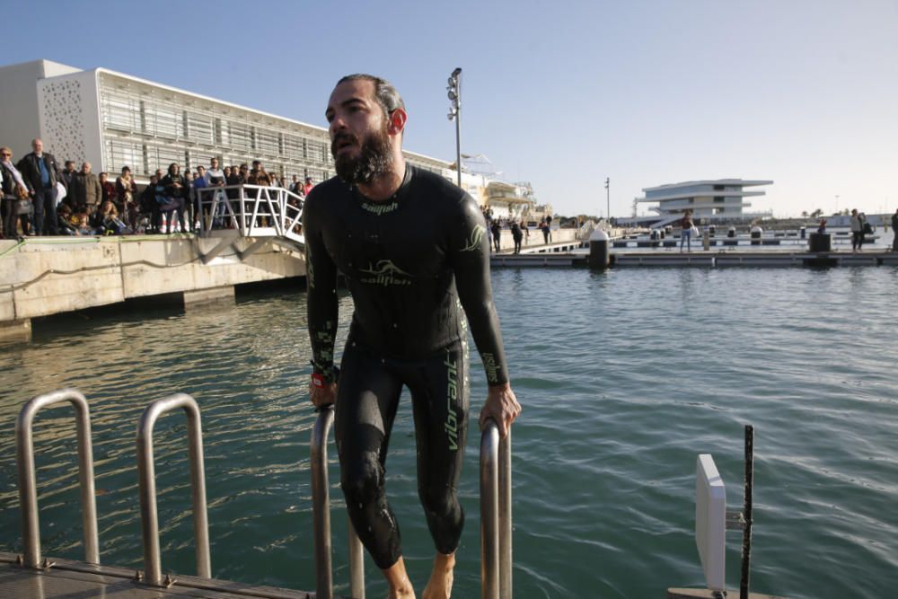 Travesía a nado al Puerto de València - Travesía de Nadal