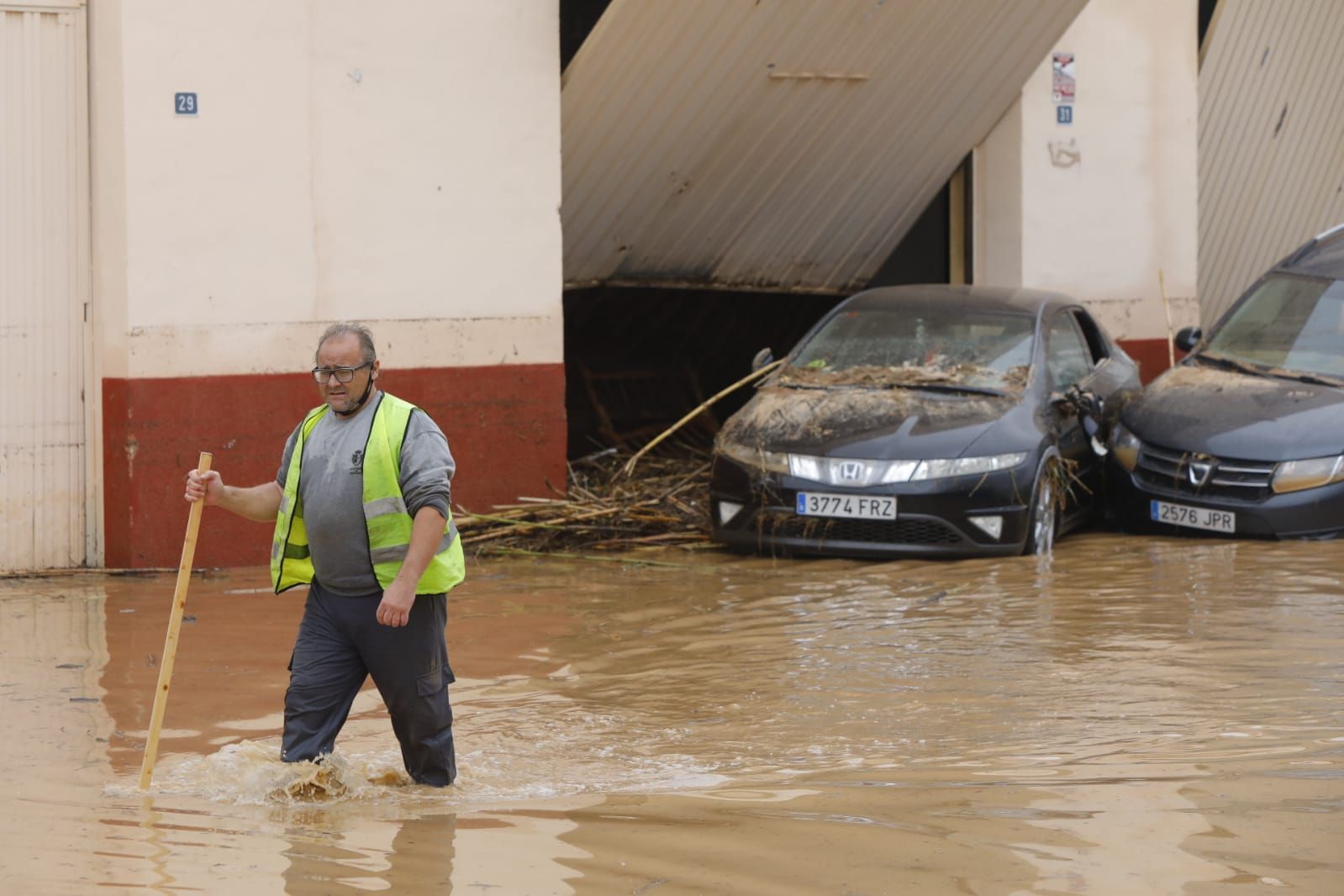 Daños en el polígono Vereda Sud de Beniparell