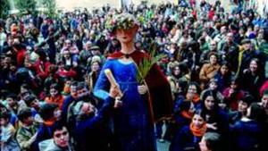 Celebración de Santa Eulàlia, en la plaza de Sant Jaume, el año pasado.