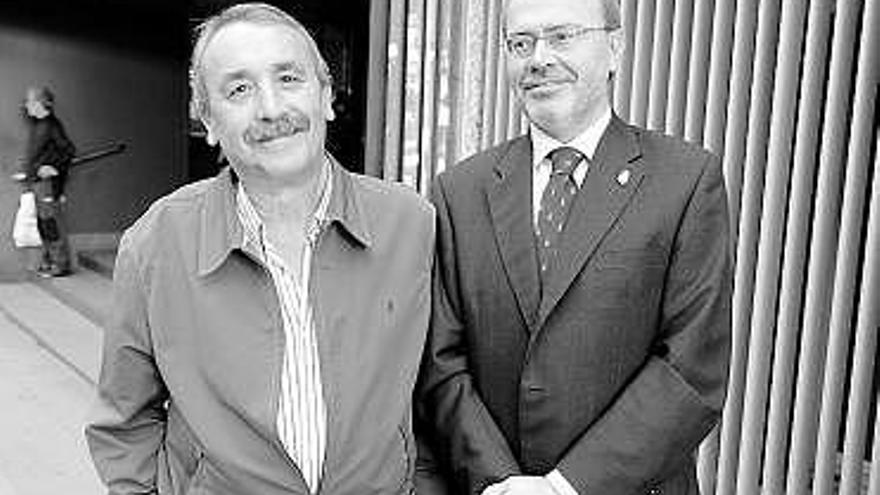 Luis Llera, a la izquierda, y Juan Carlos Tortre.