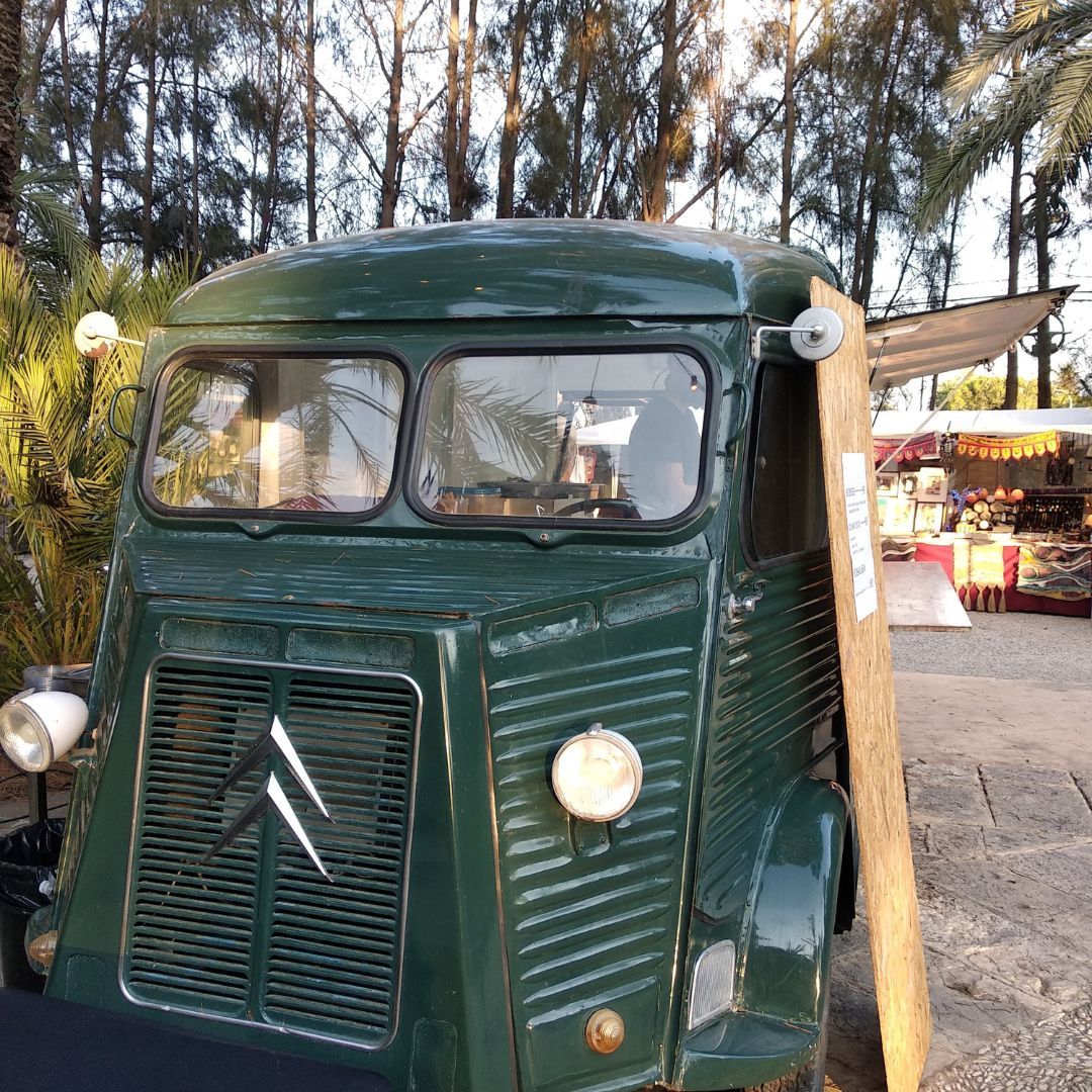 Prueba la gastronomía de los foods trucks