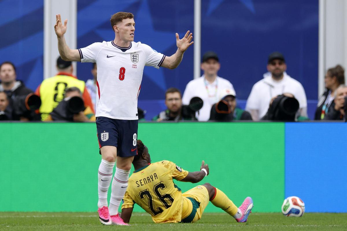 Elliot Anderson, internacional con Inglaterra
