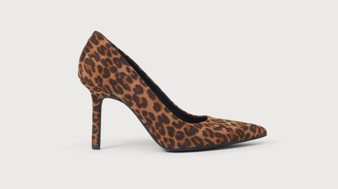 Zapatos con estampado de leopardo de Lefties