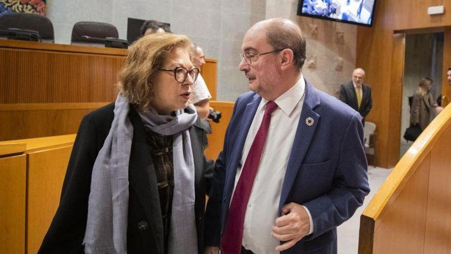 El pleno de Alcañiz insta a Pilar Ventura a comparecer ante la ciudadanía