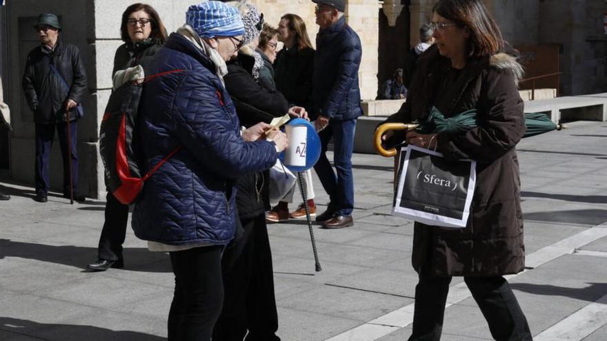 Azayca alaba la extensión de la prueba de cáncer de colon hasta los 74 años en Zamora