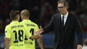 marcosl27425093 paris  coach laurent blanc  r  shakes hands with barcelona s200722013622