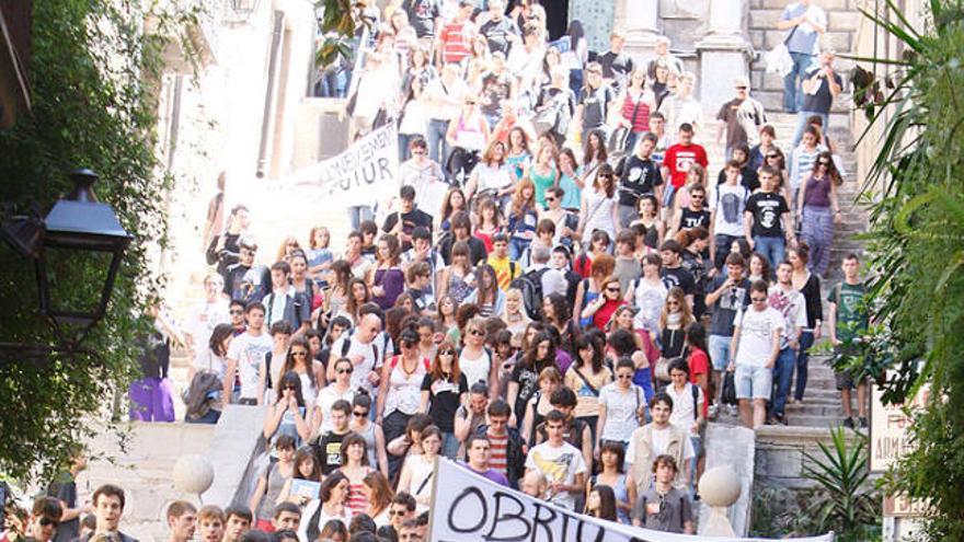Manifestació contra les retallades a la Universitat de Girona.